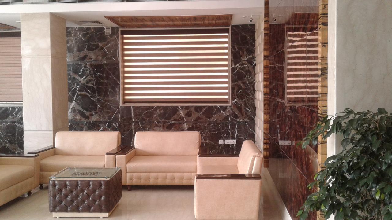 Hotel The Grand Inn Jammu Dış mekan fotoğraf